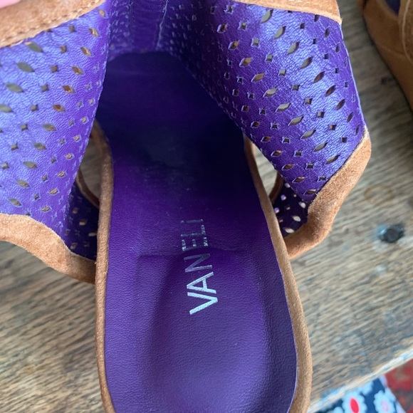 Vaneli suede sandals Size 7 1/2 - Picture 5 of 14